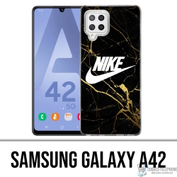 Custodia per Samsung Galaxy A42 - Logo Nike in marmo color oro